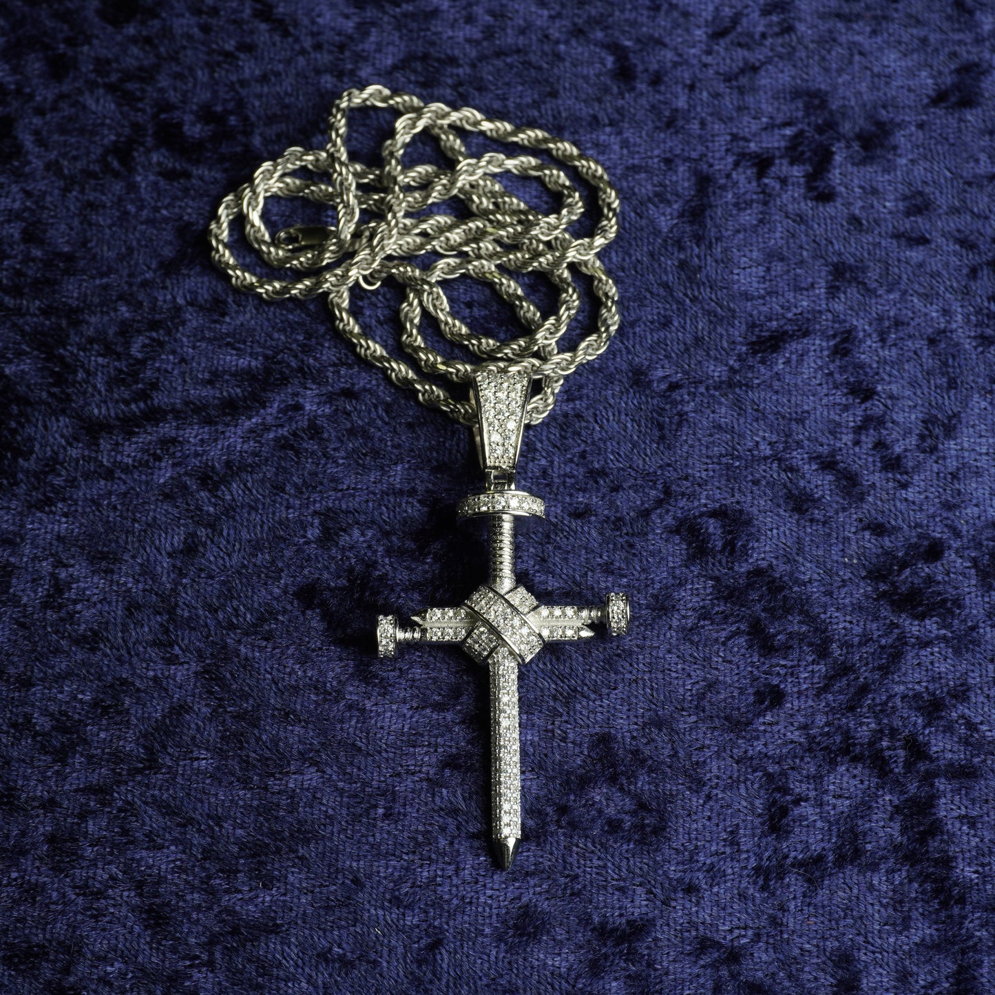 "Crucifixion" Pendant + 3mm Rope Chain