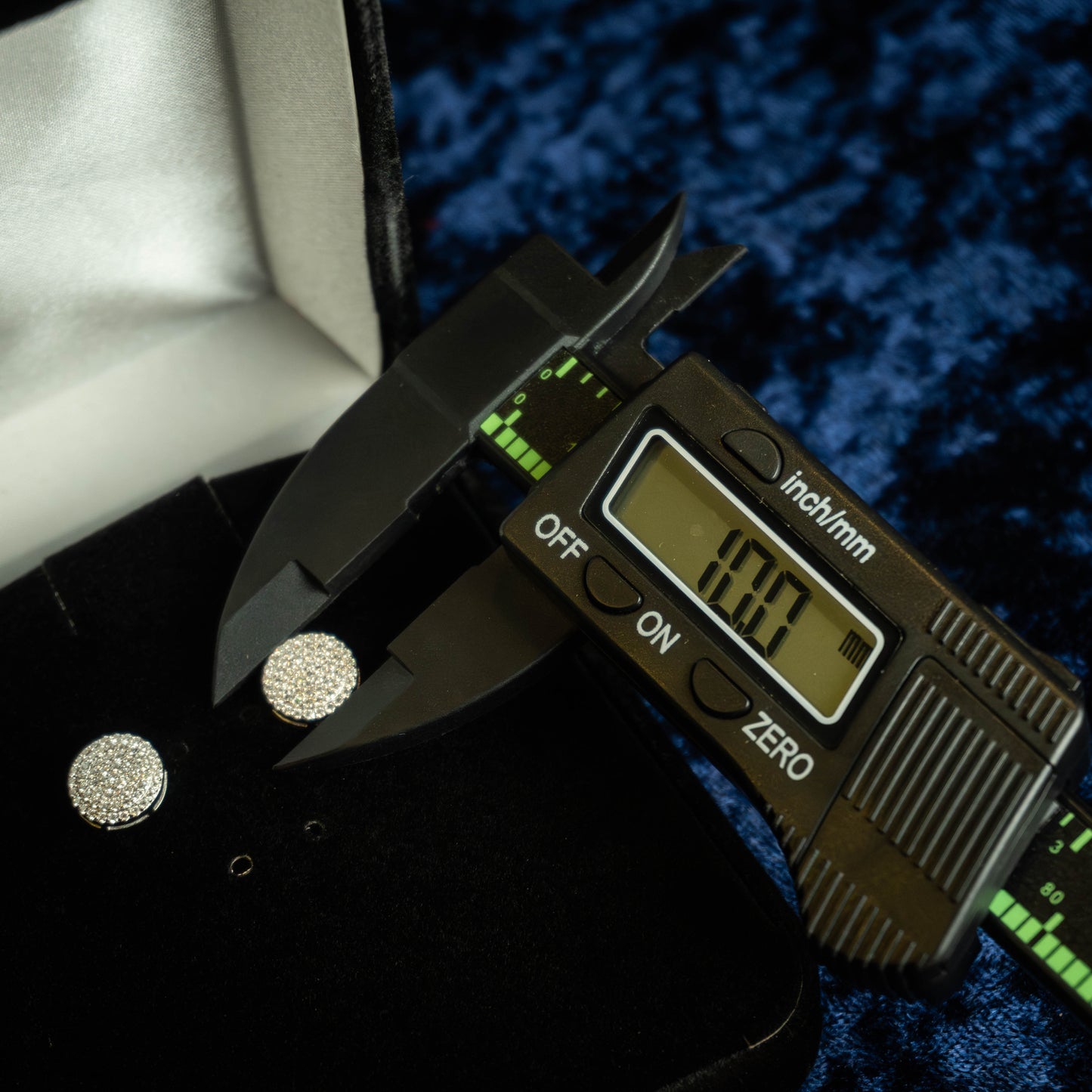 S925 "Ojo Iced" VVS Moissanite Studs