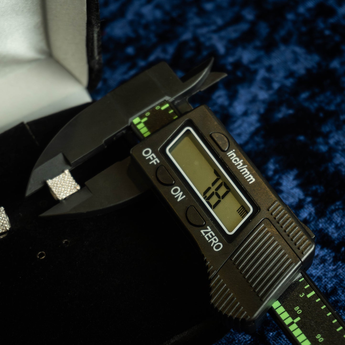 S925 "Azteca Tip" VVS Moissanite Earrings