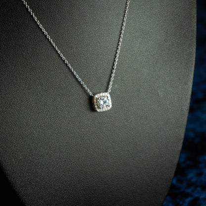 S925 "Noche Bonita" VVS Moissanite Necklace