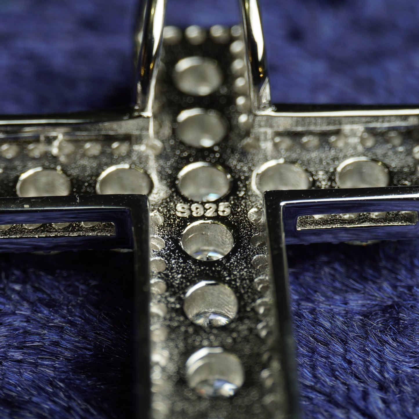 "Dios esta conmigo" Pendant + 3mm Rope Chain