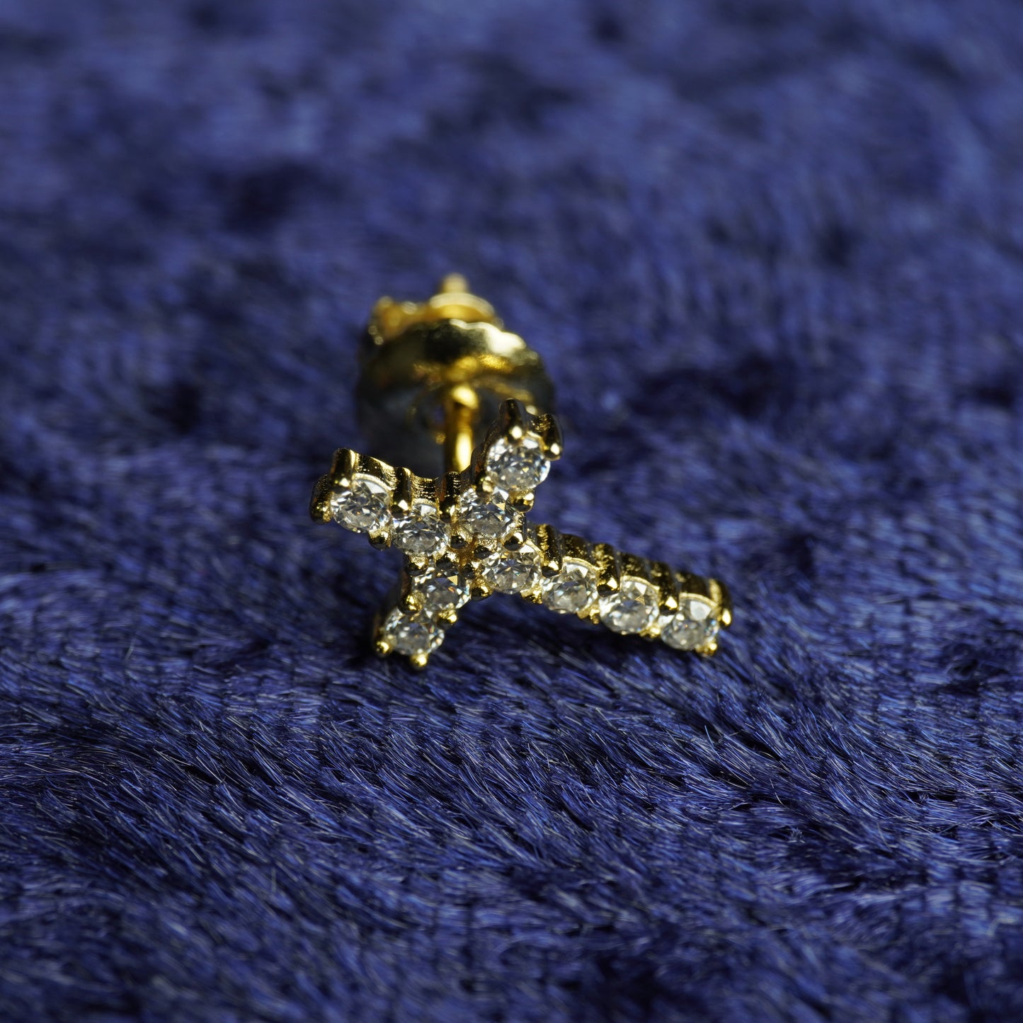 "Corazón de Fe" Cross Earrings