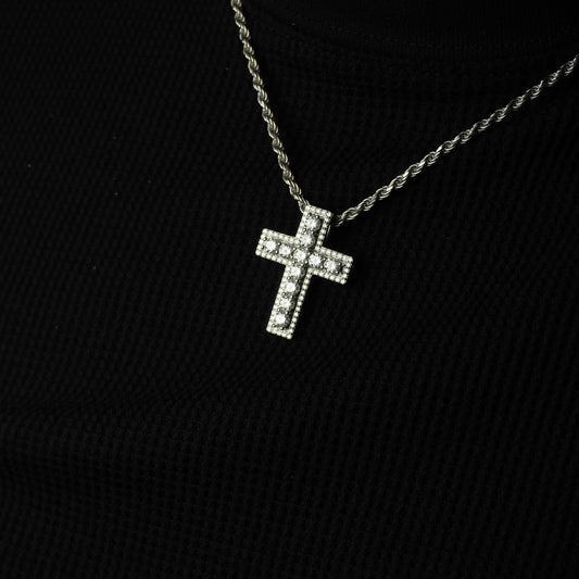 "Dios esta conmigo" Pendant + 3mm Rope Chain