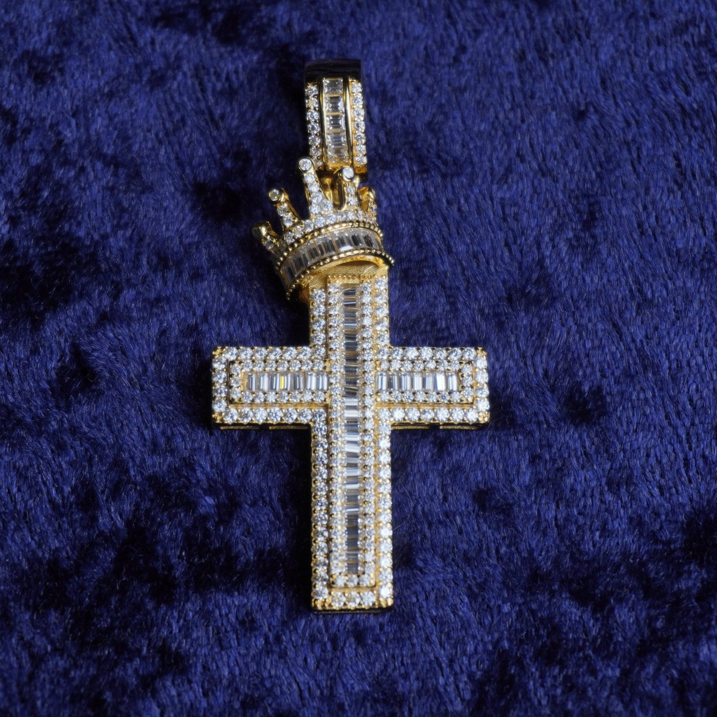 "King of the World" MOISSANITE Necklace/Pendant