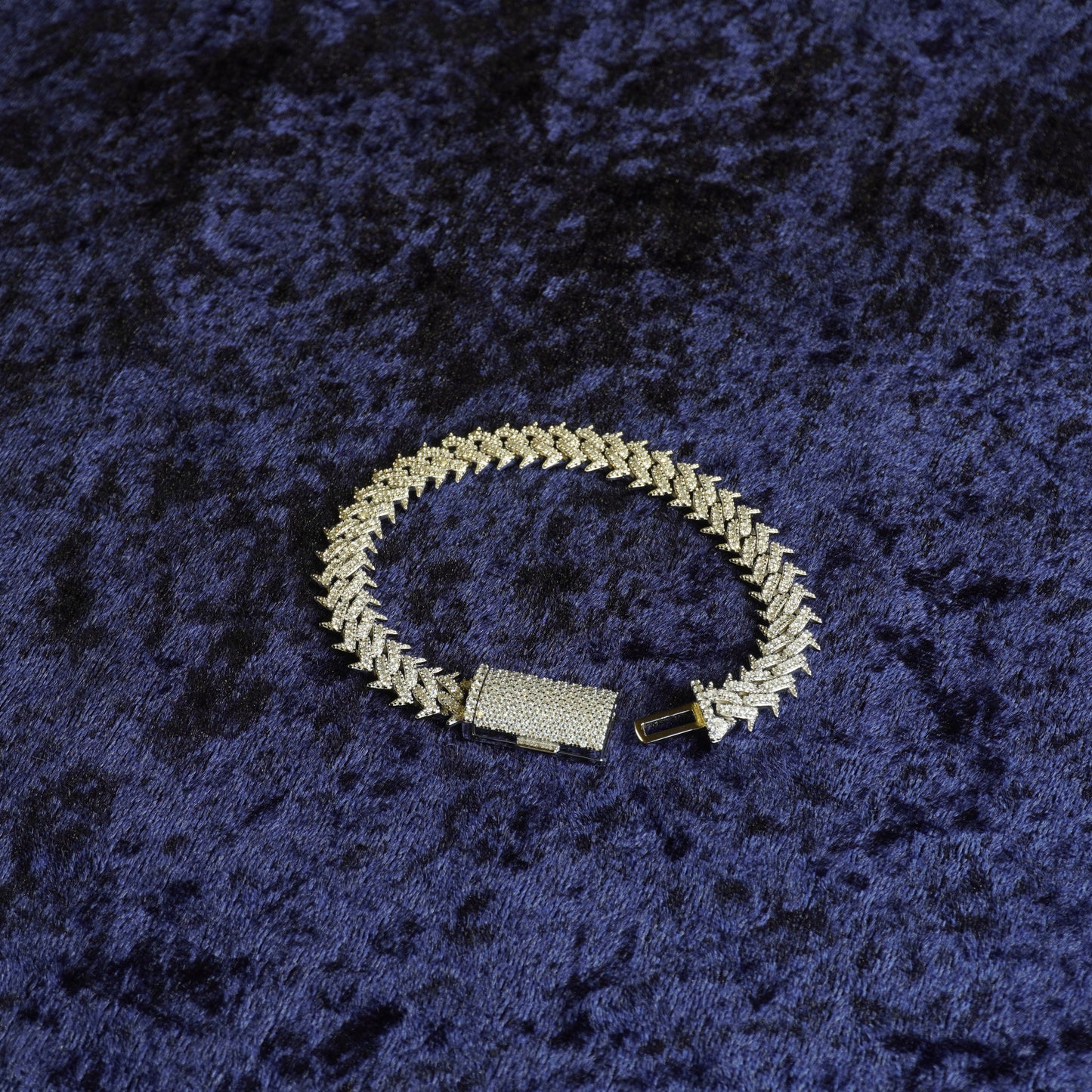 S925 8mm Spiked Cuban with VVS Moissanite