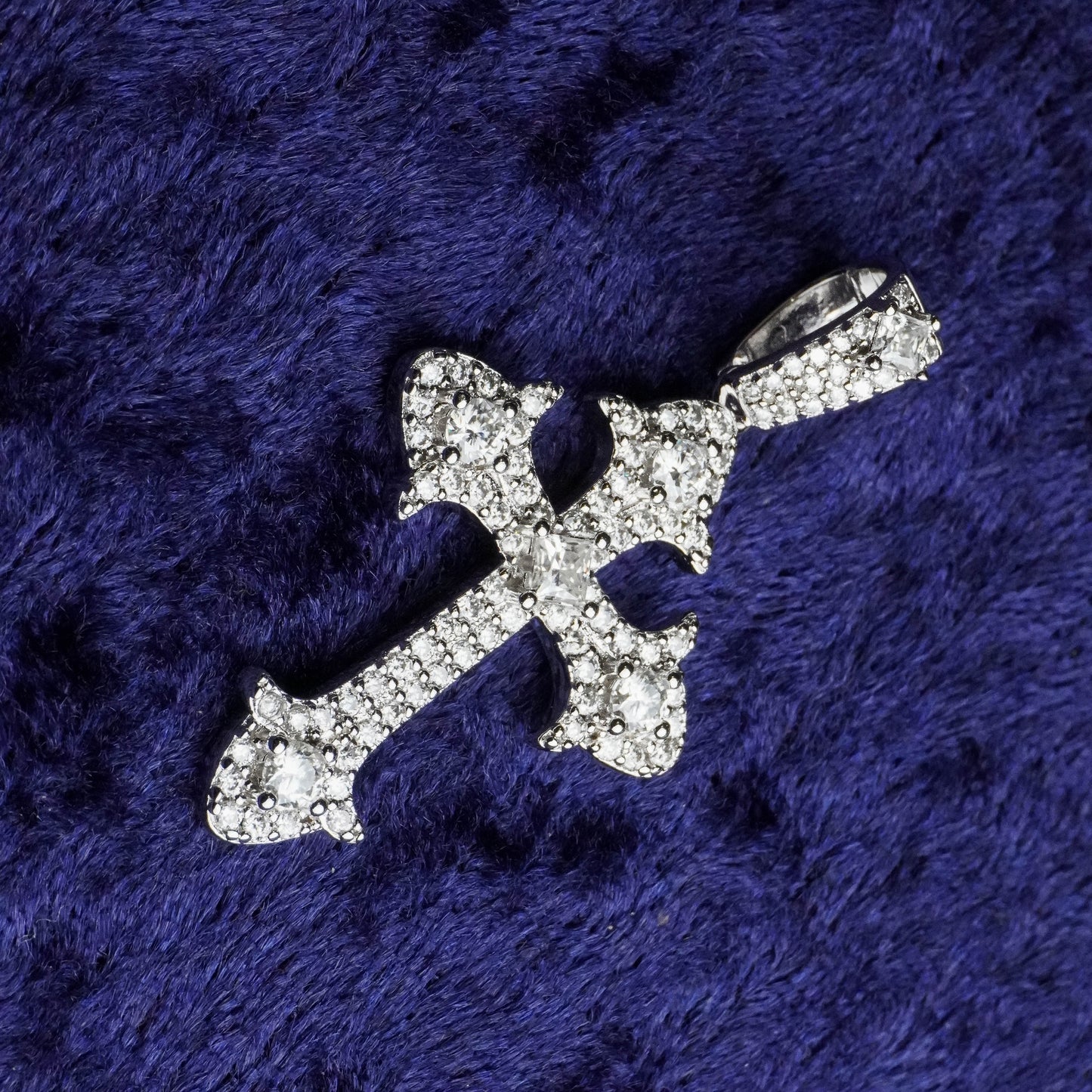 "Cristal Santo" Pendant + 3mm Rope Chain